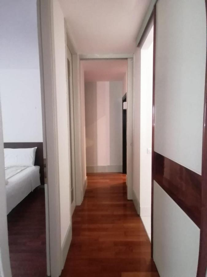 Appartement Le Finestre Sugli Ulivi à Desenzano del Garda Extérieur photo